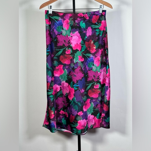 NWT JCrew Gwyneth slip skirt in watercolor floral - Picture 2 of 3
